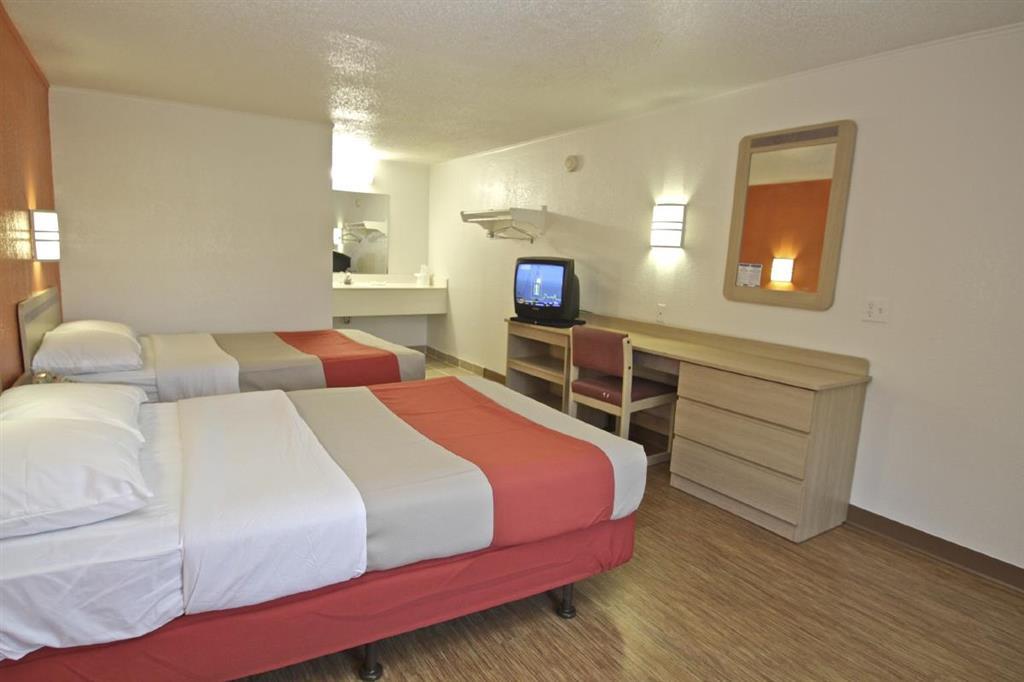 Motel 6 Kalamazoo Bilik gambar