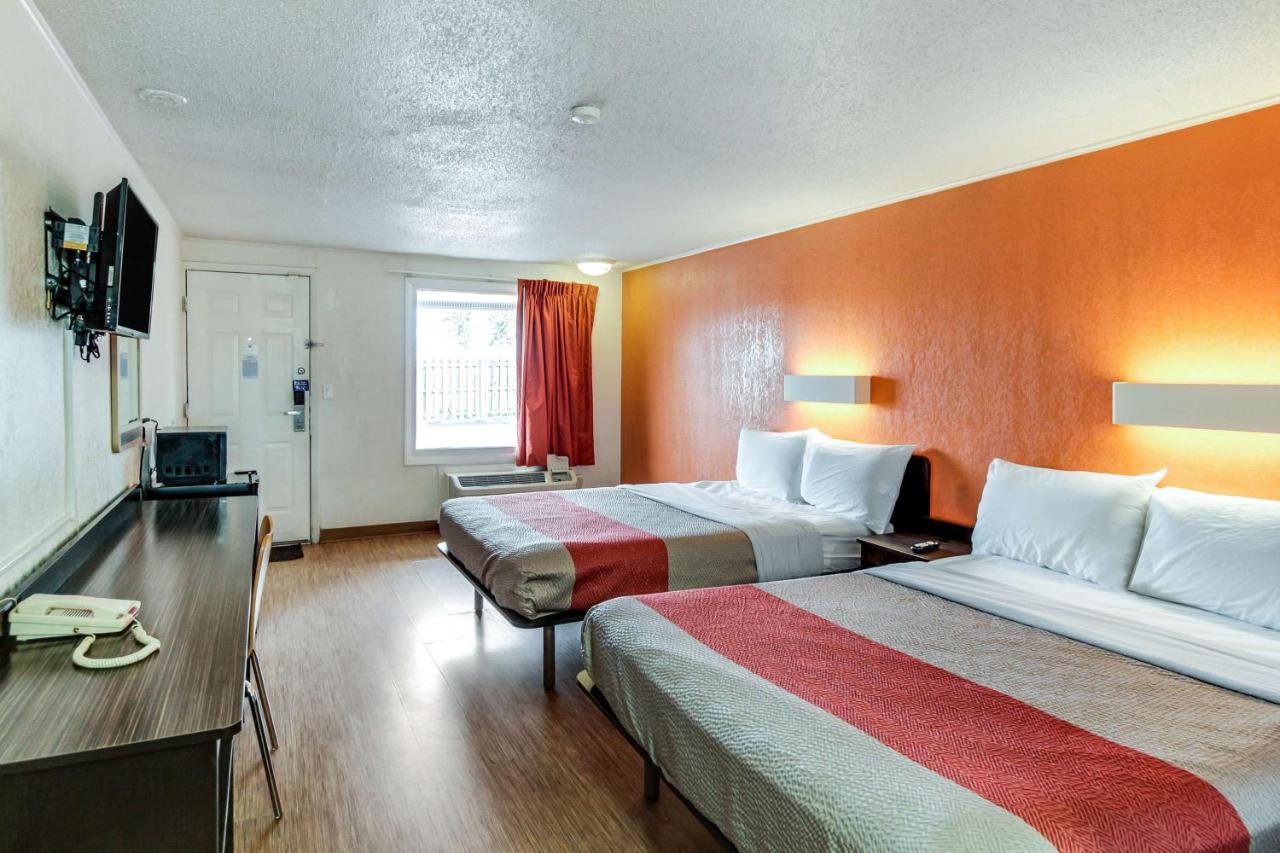 Motel 6 Kalamazoo Luaran gambar